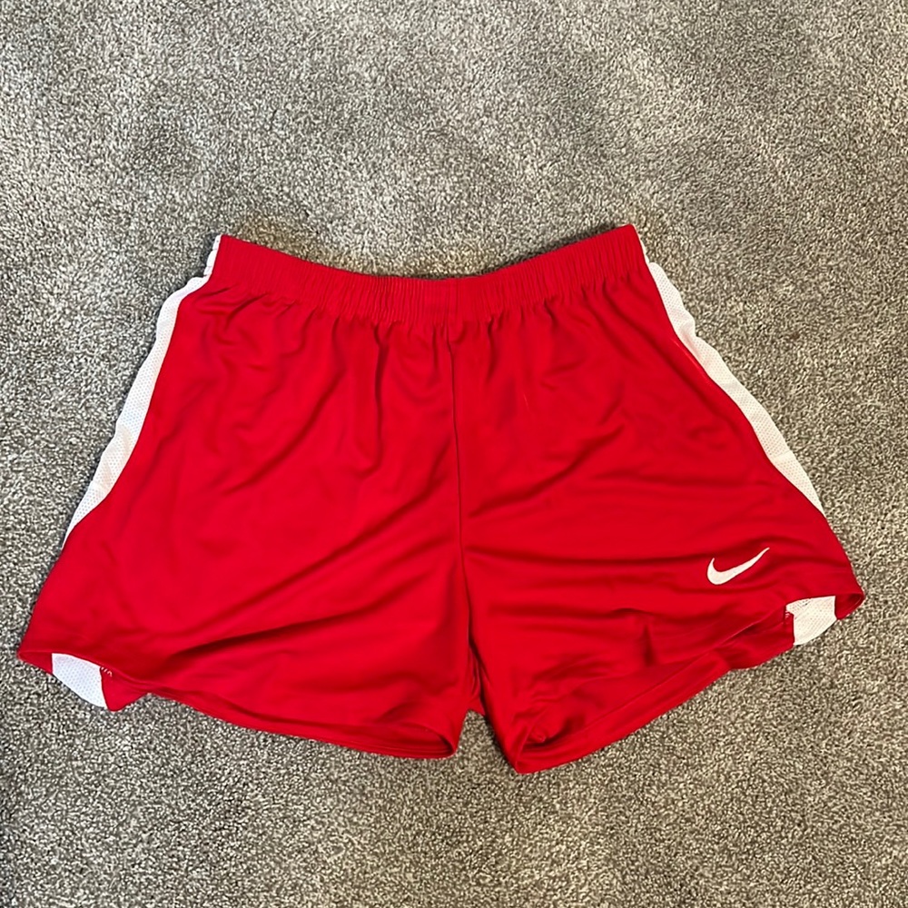 2 pairs of Nike shorts